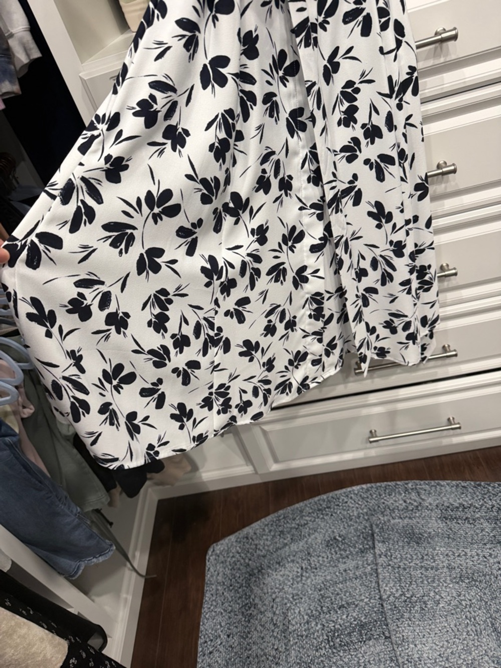 Calvin Klein White Midi Shirt Dress w/DARK NAVY BLUE Floral Print with Pockets - Picture 16 of 16